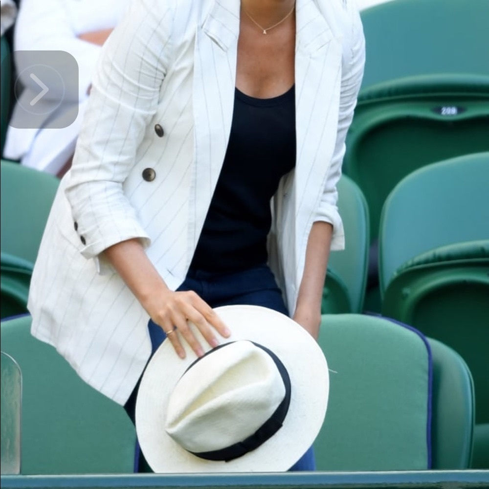 L’AGENCE Brea Blazer Megan Size 4